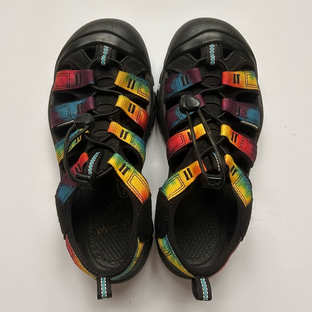 Keen Womens Size 8 Newport Rainbow Tie Dye Active Athletic Hiking Water Sandals